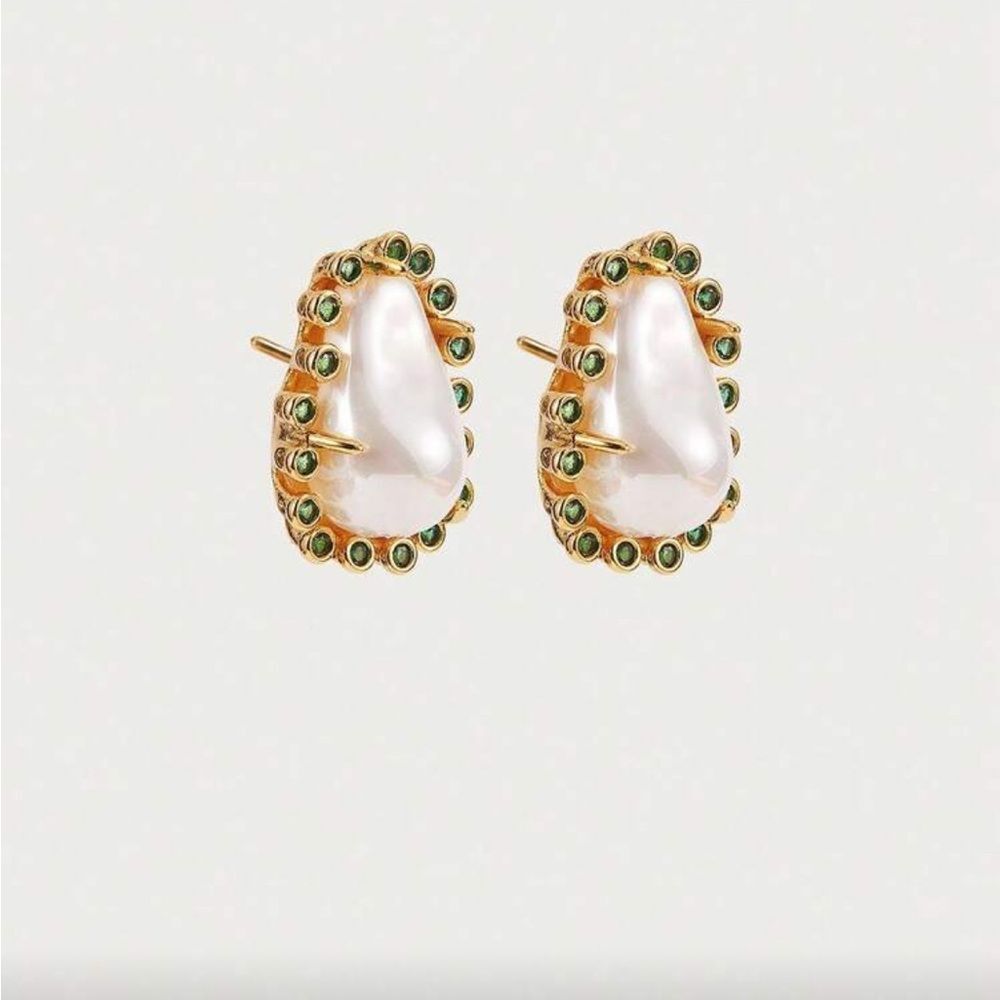 pearl statement Earrings Q524 - Picture 2 of 5